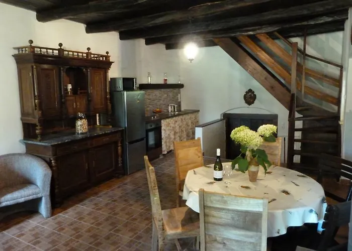 Istvan Pince Vendeghaz 4* Замарди