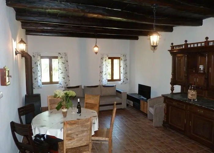 Istvan Pince Vendeghaz Гостевой дом Замарди